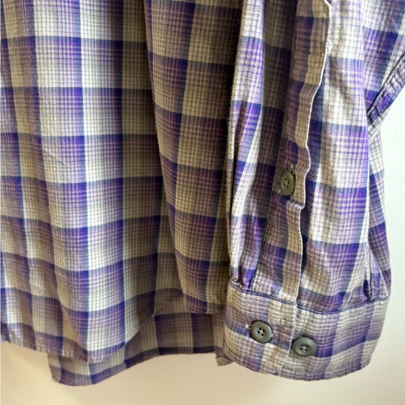 Patagonia Men's Medium Casual Button Down Shirts - Bundle of 2 Organic cotton - Picture 4 of 13